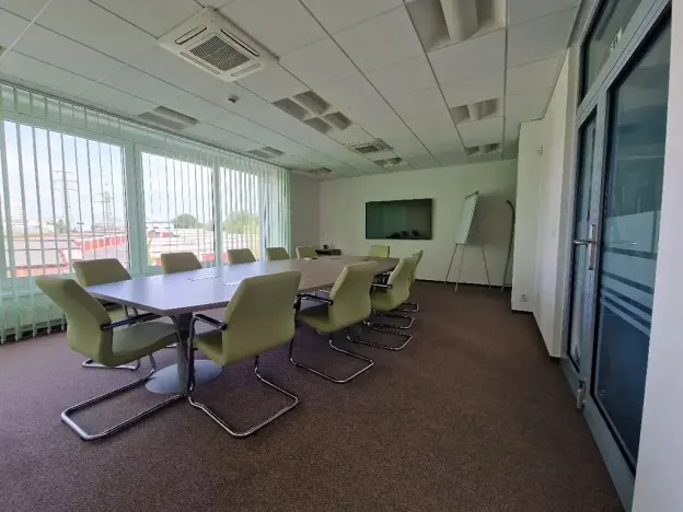 Pronájem kanceláře, Plzeň, Edvarda Beneše, 33 m2