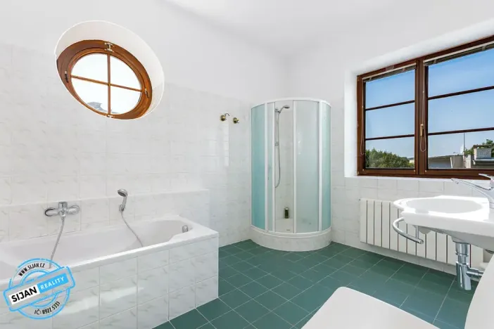 Prodej bytu 3+1, Opava, Okruhy, 112 m2