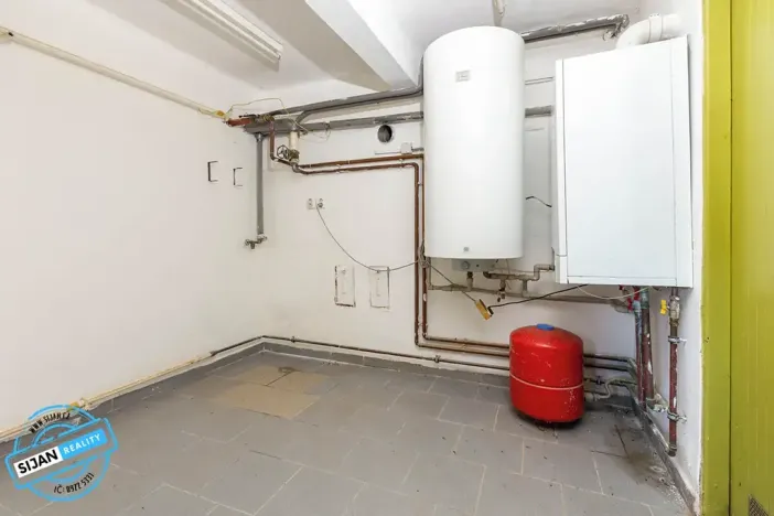 Prodej bytu 3+1, Opava, Okruhy, 112 m2