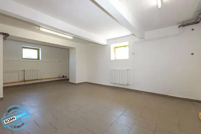 Prodej bytu 3+1, Opava, Okruhy, 112 m2
