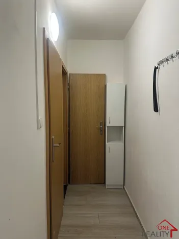 Pronájem bytu 1+1, Uherské Hradiště, Na Rybníku, 35 m2