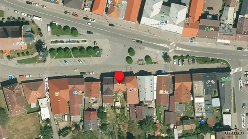 Prodej komerční nemovitosti, Chlumec nad Cidlinou, Klicperovo náměstí, 262 m2