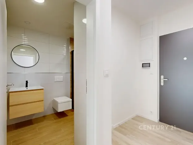 Pronájem bytu 1+kk, Praha - Kbely, Mladoboleslavská, 27 m2
