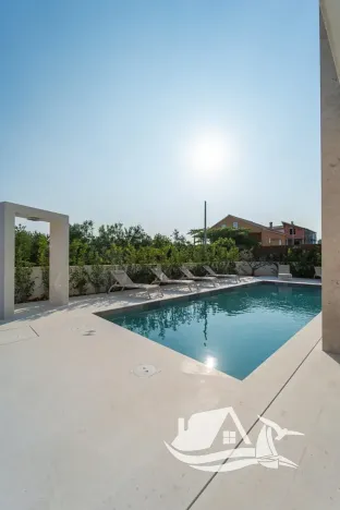 Prodej vily, Sveti Filip i Jakov, Chorvatsko, 166 m2
