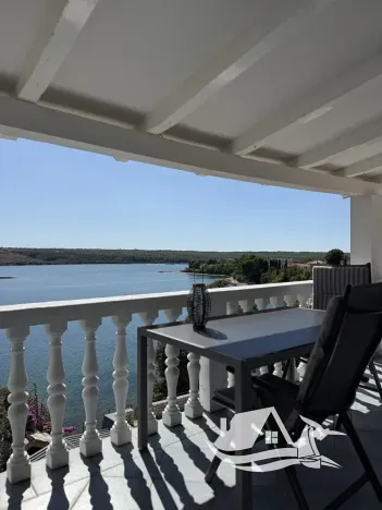 Prodej bytu 4+kk, Posedarje, Chorvatsko, 66 m2