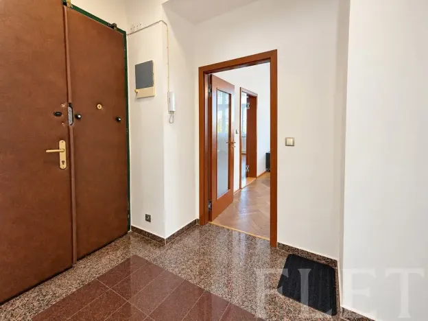 Pronájem bytu 2+1, Praha - Karlín, Sokolovská, 64 m2