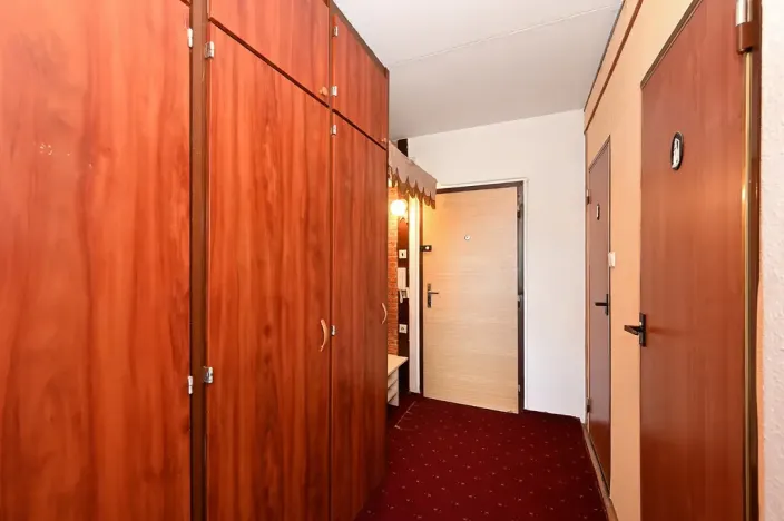 Prodej bytu 2+kk, Praha - Modřany, K dolům, 43 m2