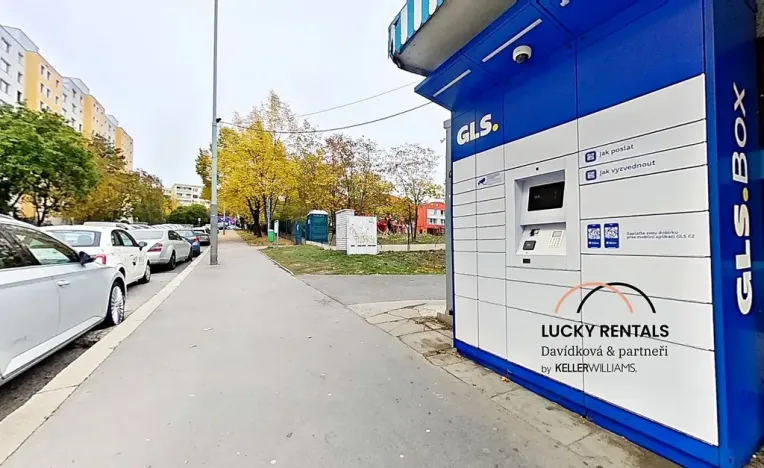 Pronájem bytu 2+kk, Praha - Černý Most, Kpt. Stránského, 43 m2