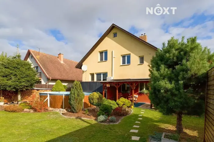 Prodej rodinného domu, Lužec nad Vltavou, Šmeralova, 184 m2