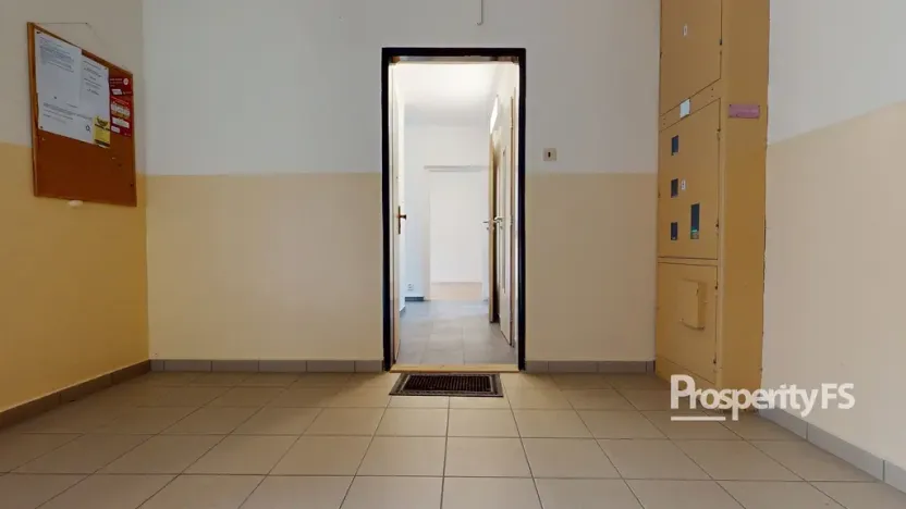 Pronájem bytu 1+1, Ústí nad Labem - Ústí nad Labem-centrum, SNP, 30 m2