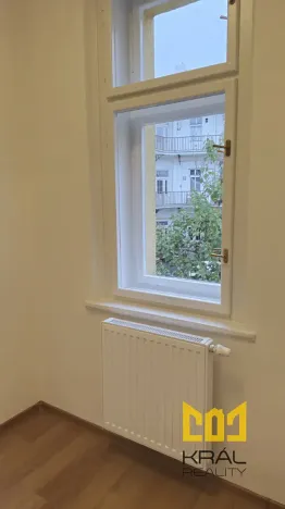 Pronájem bytu 2+1, Praha - Smíchov, Grafická, 57 m2