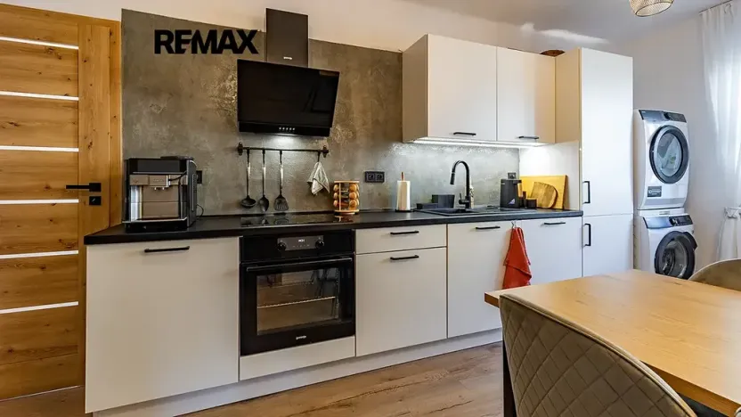 Prodej bytu 2+1, Benešov nad Ploučnicí, Sokolský vrch, 57 m2