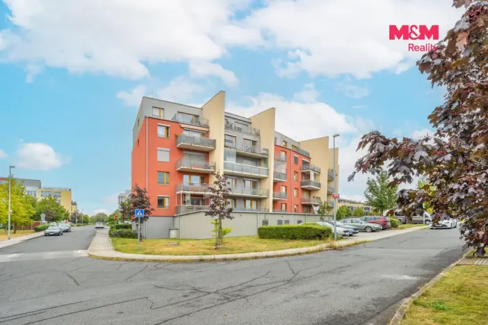 Pronájem bytu 2+kk, Praha - Stodůlky, Švejcarovo náměstí, 54 m2