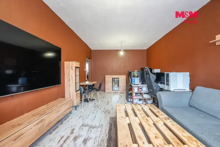 Prodej bytu 3+1, Kraslice, Pod nádražím, 68 m2