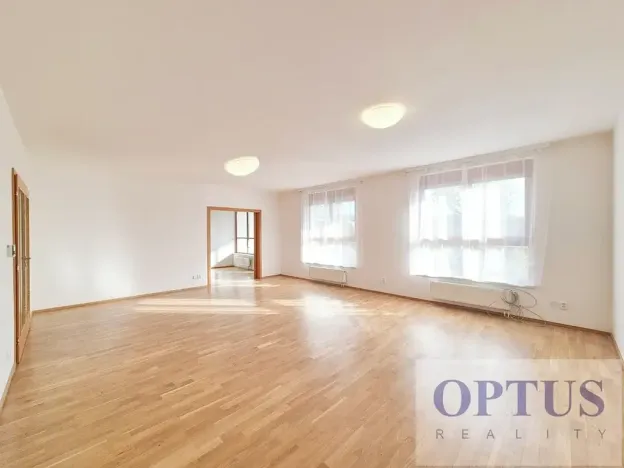 Pronájem bytu 4+1, Praha - Liboc, U silnice, 200 m2