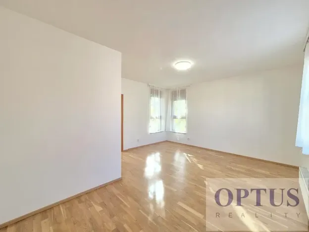 Pronájem bytu 4+1, Praha - Liboc, U silnice, 200 m2