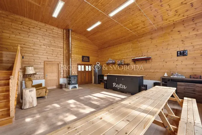 Prodej rodinného domu, Trhové Sviny, Rejta, 800 m2