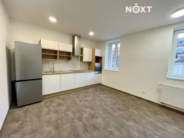 Pronájem bytu 3+kk, Hluboká nad Vltavou, Masarykova, 68 m2