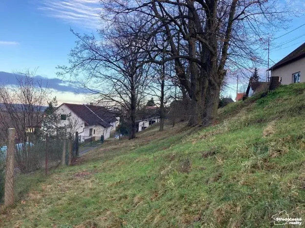 Prodej pozemku, Nové Dvory, 2443 m2
