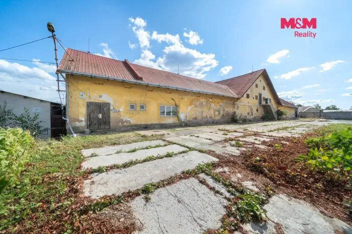 Pronájem výrobních prostor, Štěnovice, Plzeňská, 1366 m2
