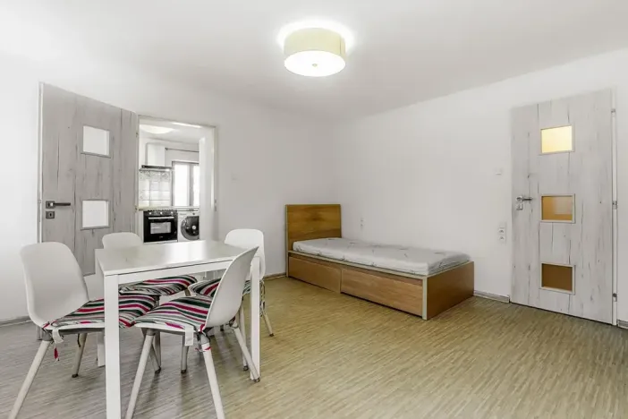 Pronájem bytu 2+1, Kaplice, 48 m2