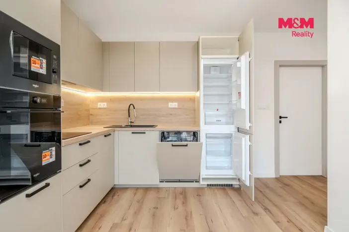 Prodej bytu 3+kk, Ostrava - Poruba, Marie Majerové, 66 m2