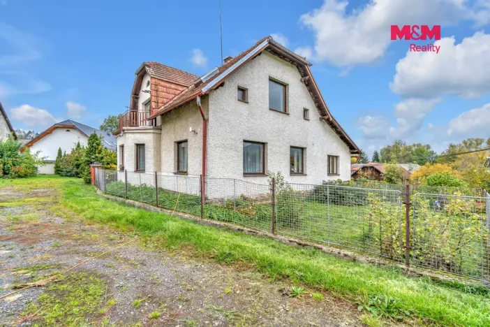 Prodej rodinného domu, Rovensko pod Troskami - Václaví, 130 m2