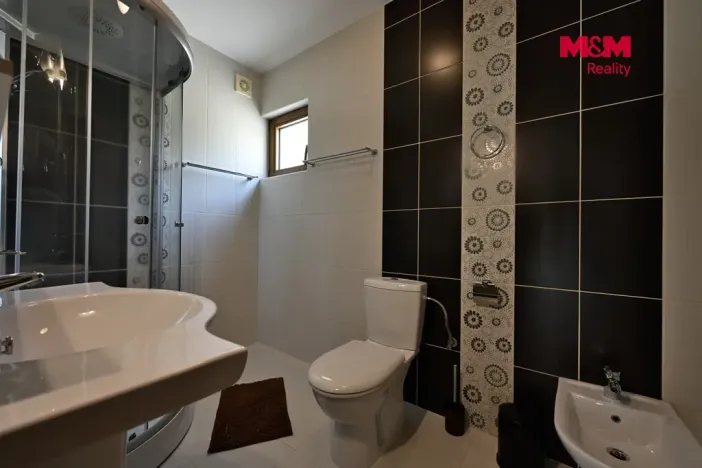 Prodej rodinného domu, Přelouč, B. Němcové, 350 m2