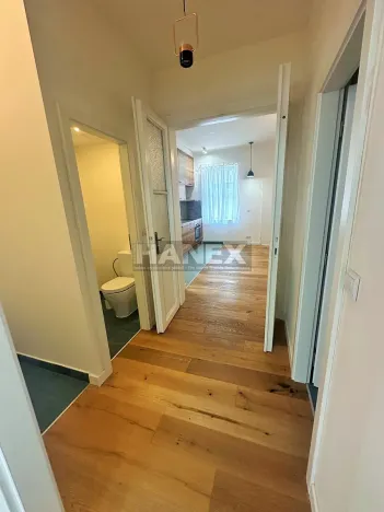 Pronájem bytu 2+kk, Praha - Žižkov, Vlkova, 40 m2