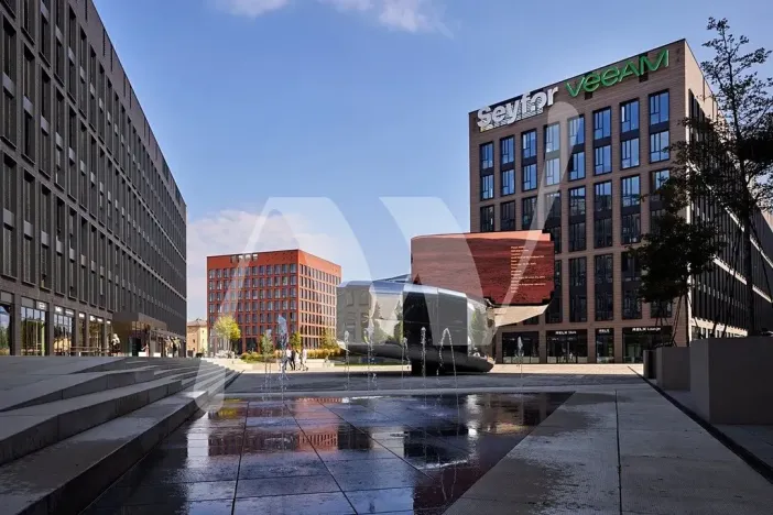Pronájem kanceláře, Praha - Karlín, Rohanské nábřeží, 337 m2