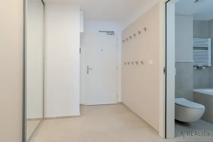 Pronájem bytu 2+kk, Ostrava, Dlouhá, 58 m2