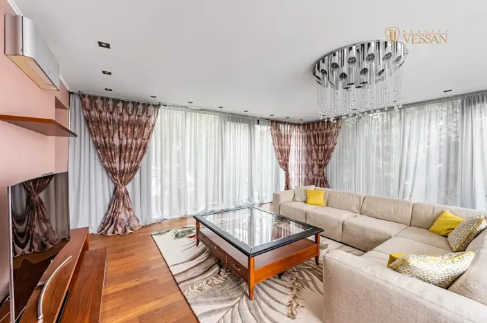 Prodej vily, Praha - Břevnov, Zeyerova alej, 473 m2