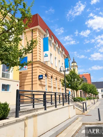 Pronájem kanceláře, Uherský Brod, Masarykovo nám., 15 m2