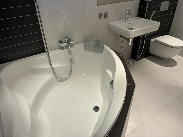 Prodej rodinného domu, Praha - Březiněves, V pěšinkách, 230 m2