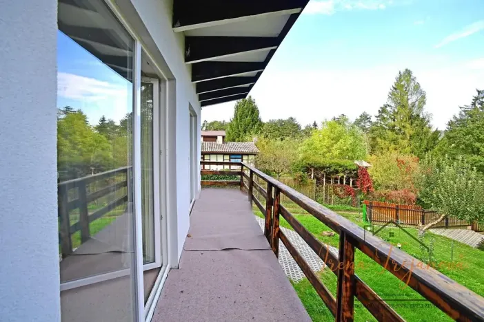Prodej chaty, Lešany, 85 m2