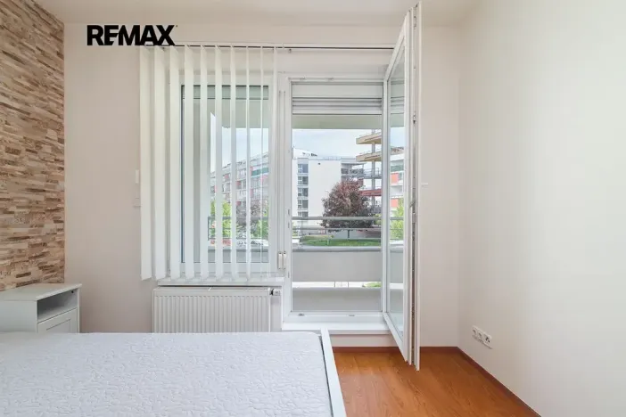 Pronájem bytu 2+kk, Praha - Zličín, Sazovická, 48 m2