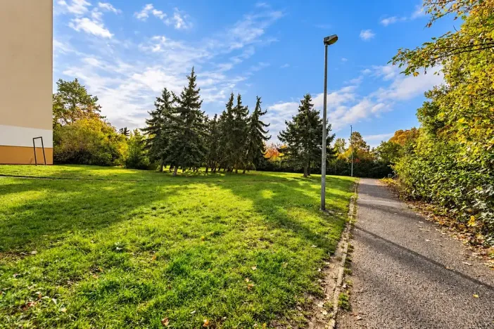 Prodej bytu 1+kk, Praha - Troja, Hnězdenská, 33 m2