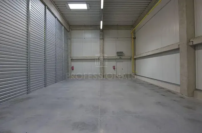 Pronájem skladu, Praha - Malešice, Tiskařská, 205 m2