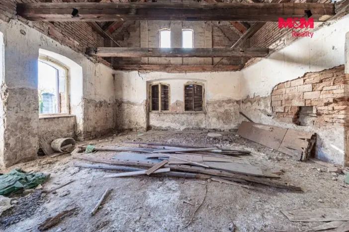 Prodej zemědělské usedlosti, Dobrovice - Libichov, 300 m2