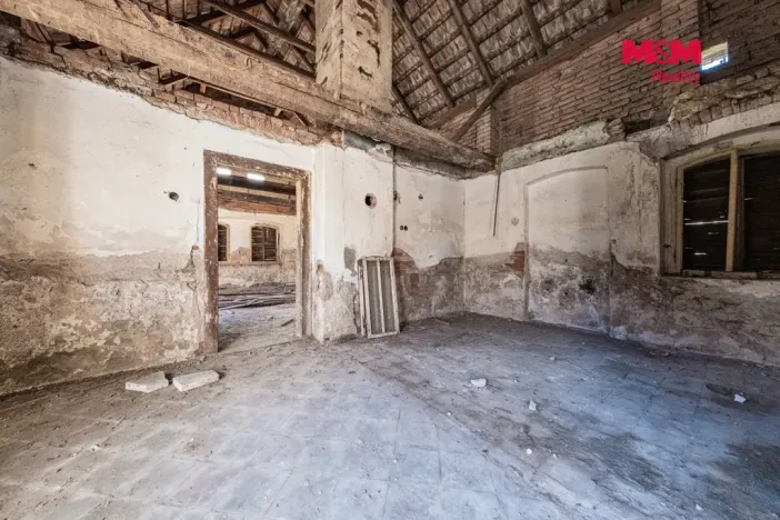 Prodej zemědělské usedlosti, Dobrovice - Libichov, 300 m2