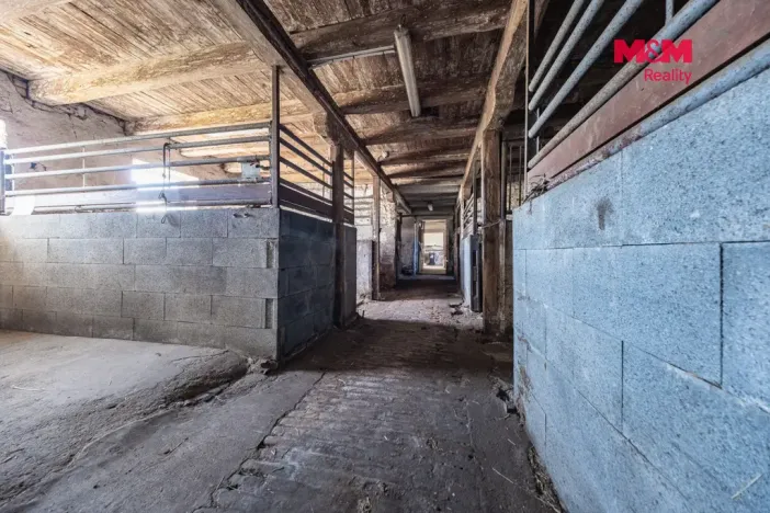 Prodej zemědělské usedlosti, Dobrovice - Libichov, 300 m2
