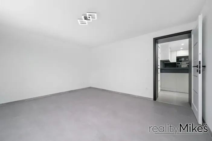 Pronájem bytu 2+1, Liberec, Puškinova, 59 m2