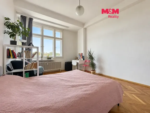 Pronájem bytu 1+kk, Praha - Vinohrady, Vinohradská, 38 m2