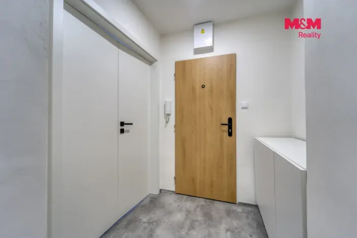 Pronájem bytu 2+1, Plzeň - Doubravka, Smrková, 56 m2