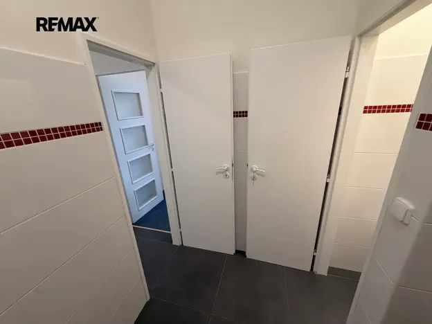 Pronájem bytu 2+kk, Dobřichovice, Tyršova, 43 m2