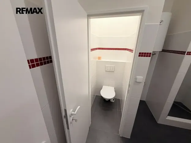 Pronájem bytu 2+kk, Dobřichovice, Tyršova, 43 m2