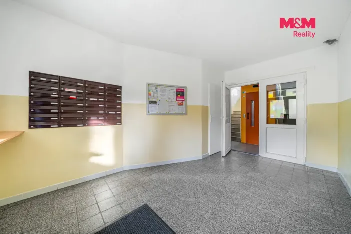 Prodej bytu 2+1, Karlovy Vary - Drahovice, Východní, 60 m2
