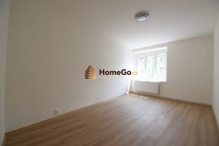 Pronájem bytu 1+kk, Praha - Nusle, Žateckých, 31 m2
