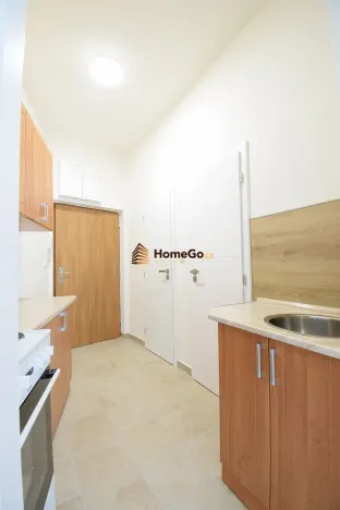 Pronájem bytu 1+kk, Praha - Nusle, Žateckých, 31 m2