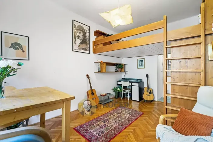Pronájem bytu 1+kk, Praha - Vinohrady, V Horní Stromce, 22 m2